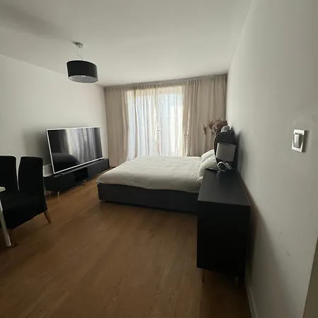 شقة Estella Bara-nowo Lotnisko 5 Min Baranowo (Gmina Tarnowo Podgorne)