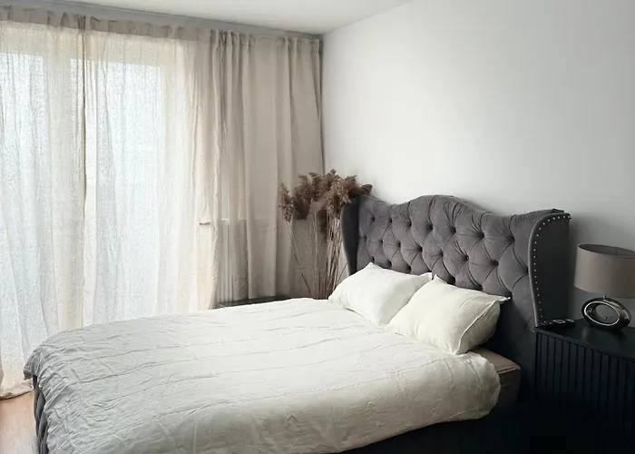 Estella Bara-nowo Lotnisko 5 Min Apartment *