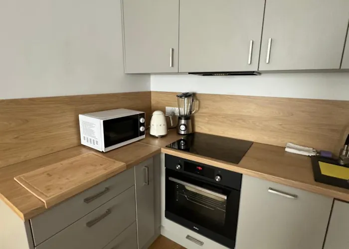 Estella Bara-nowo Lotnisko 5 Min Apartment