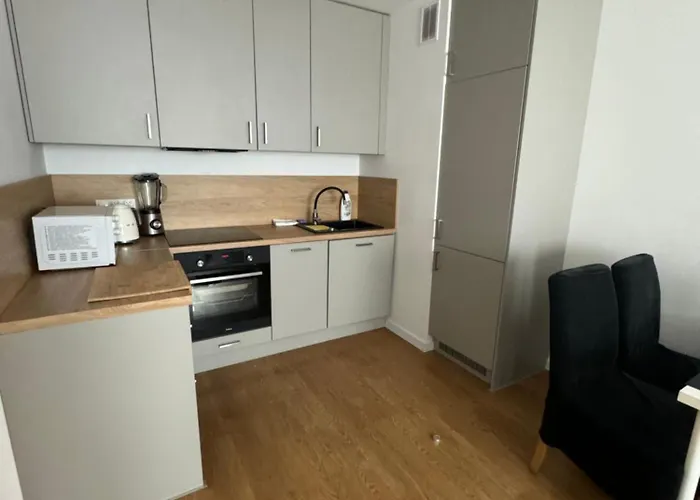 Estella Bara-nowo Lotnisko 5 Min Apartment